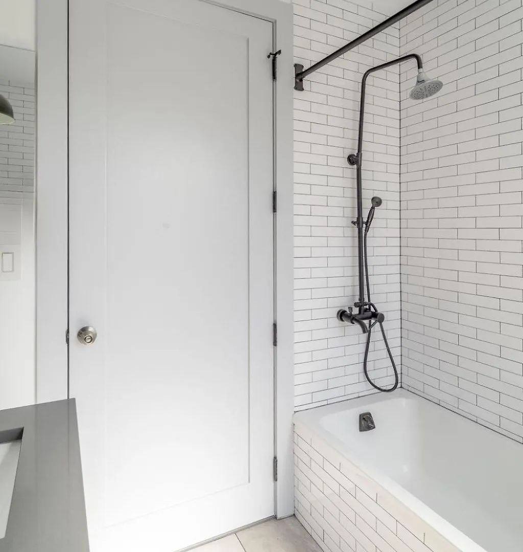 Cozy East Village 3Bedroom 2Bath Near Tompkins Square Park & Lower East Side نيو يورك شقة
