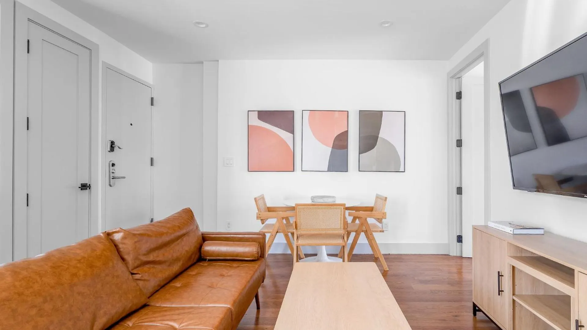 شقة Cozy East Village 3Bedroom 2Bath Near Tompkins Square Park & Lower East Side نيو يورك